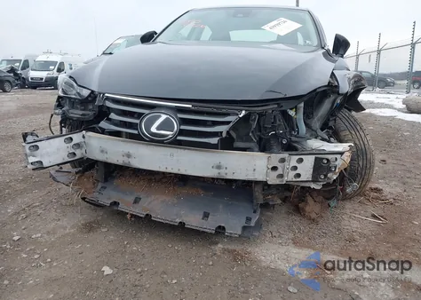 2017 Lexus Is 300 z USA, uszkodzony, nr VIN JTHCM1D24H5017478